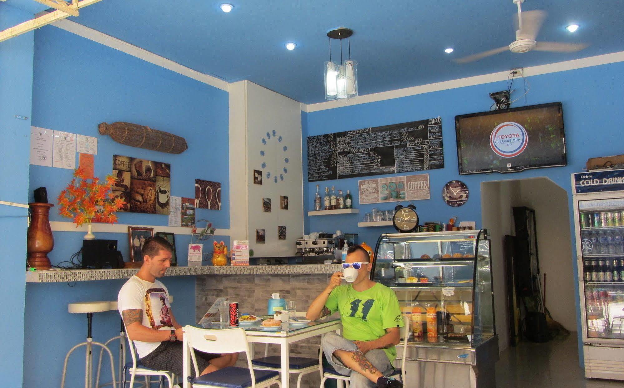 Happy Fish Guesthouse Patong Zewnętrze zdjęcie
